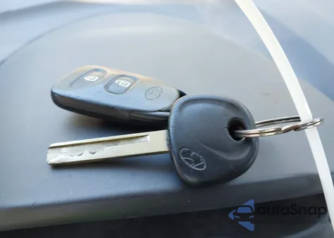 2014 Hyundai Accent Gs z USA, uszkodzony, nr VIN KMHCT5AE4EU147980